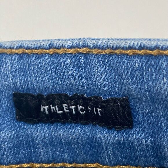 Kenneth Cole Athletic Fit - Stretch Light Blue Wash Denim Jeans Men's Size 34x32 - Picture 13 of 16